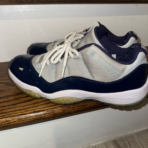 Jordan XI size 11.5 - Picture 3 of 5